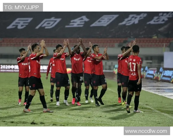 崇川足球崛起之路探秘：从青训到职业联赛的全景回顾与展望