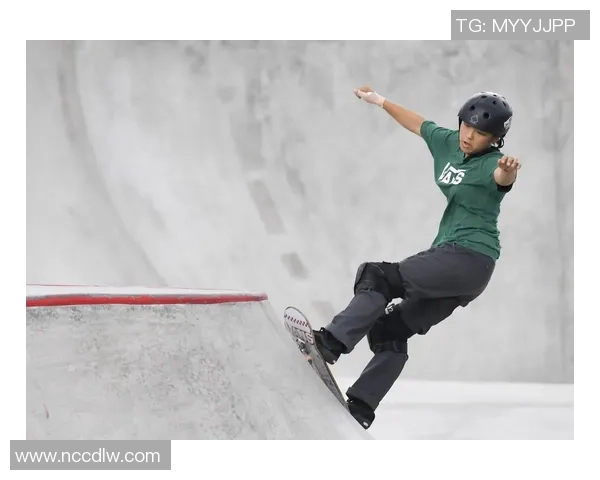 南京滑板队在世界滑板锦标赛中的个人能力展现与精彩表现分析