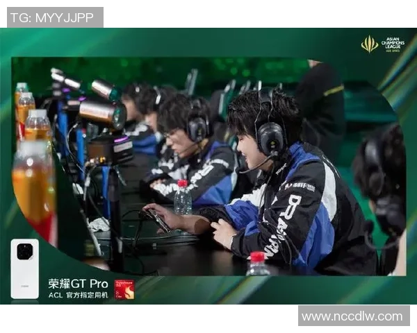 世界冠军杯特别报道：JDG逆袭之路揭示电竞团队崛起的秘密与荣耀