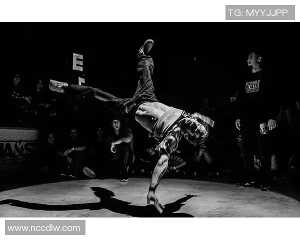 街舞新手必看:快速掌握基础技巧与入门要领的全面指南 街舞新手必看:快速掌握基础技巧与入门要领的全面指南