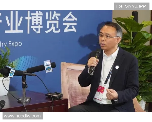 足球算盘：解析足球战术与数据分析的完美结合与未来发展趋势